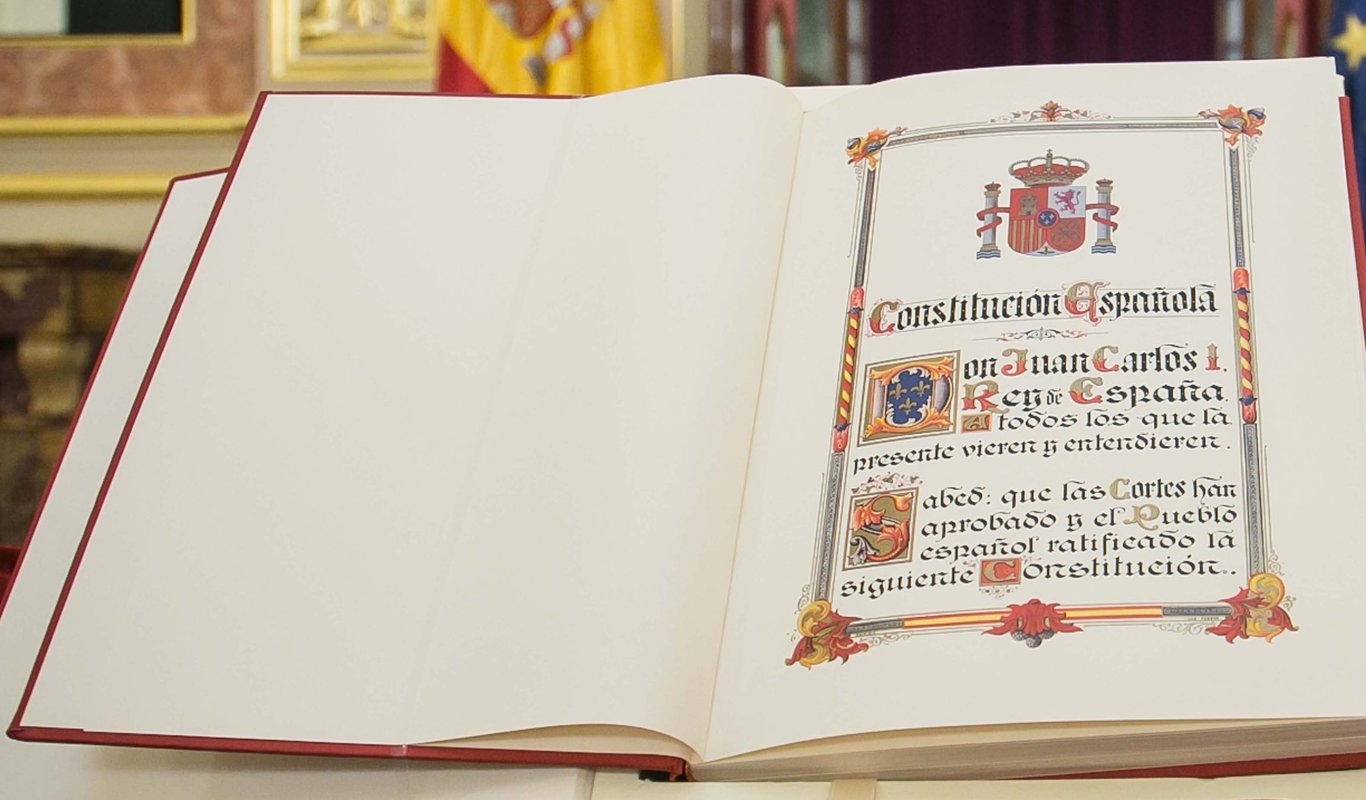 Carta abierta a la Constitución El Periódico de Villena