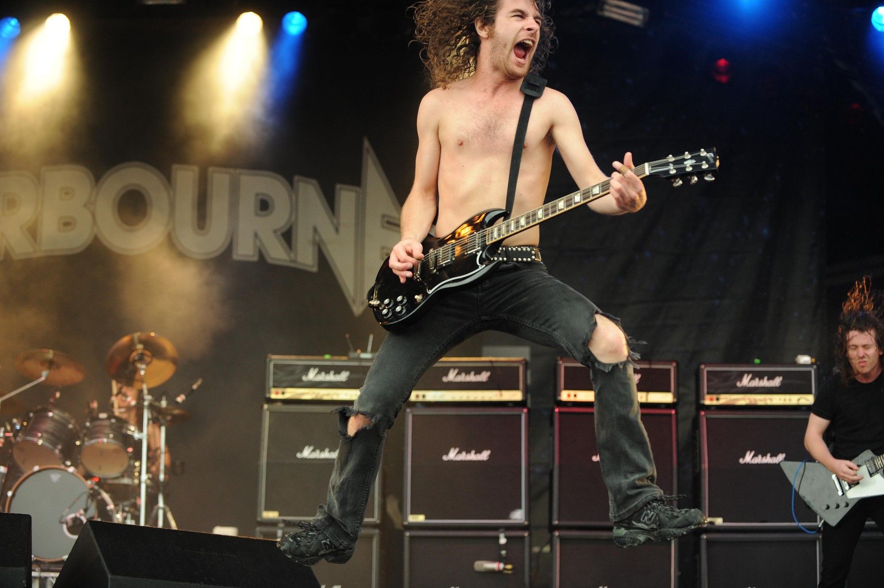 Рок стали. Группа Airbourne. Группа Airbourne foto. Airborne Rock. Airborne концерт.