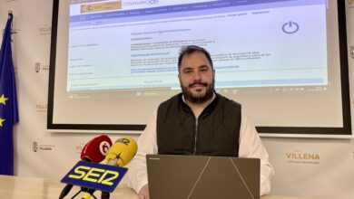 javier martínez, concejal de Urbanismo, ante el anuncio de inicio del expediente